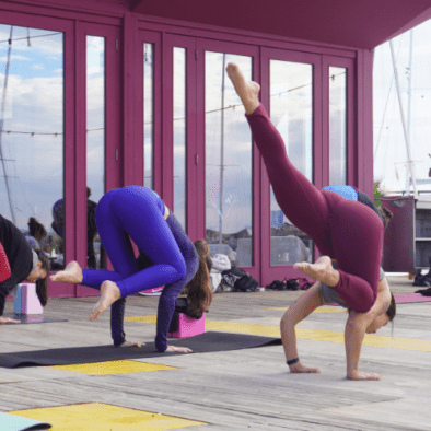 Hazte socio 7 Workshops SUP Yoga - Rocket Yoga